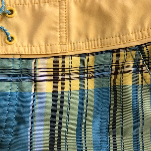 NWOT North Face shorts - Picture 4 of 4